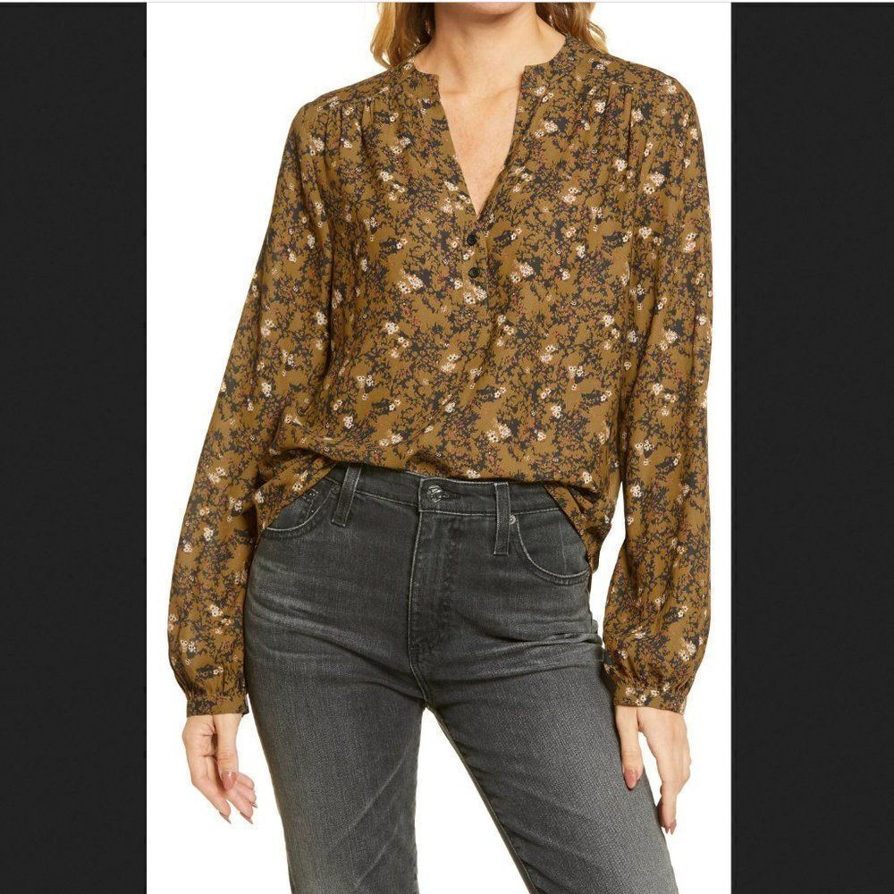 Treasure & Bond Long Sleeve Floral Blouse Size Small